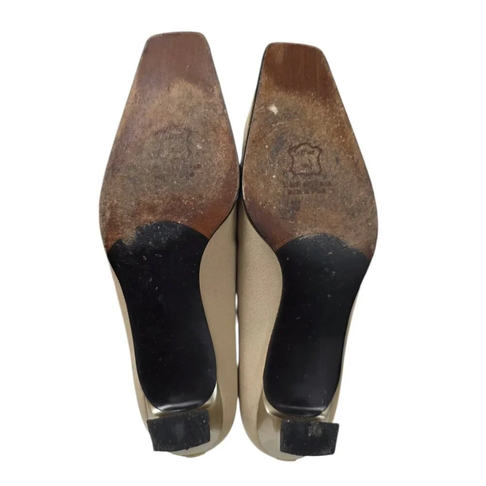Stuart Weitzman Vintage Taupe Fabric Heels, Square Toe, Kitten Heel, Size 9.5B - Picture 9 of 10